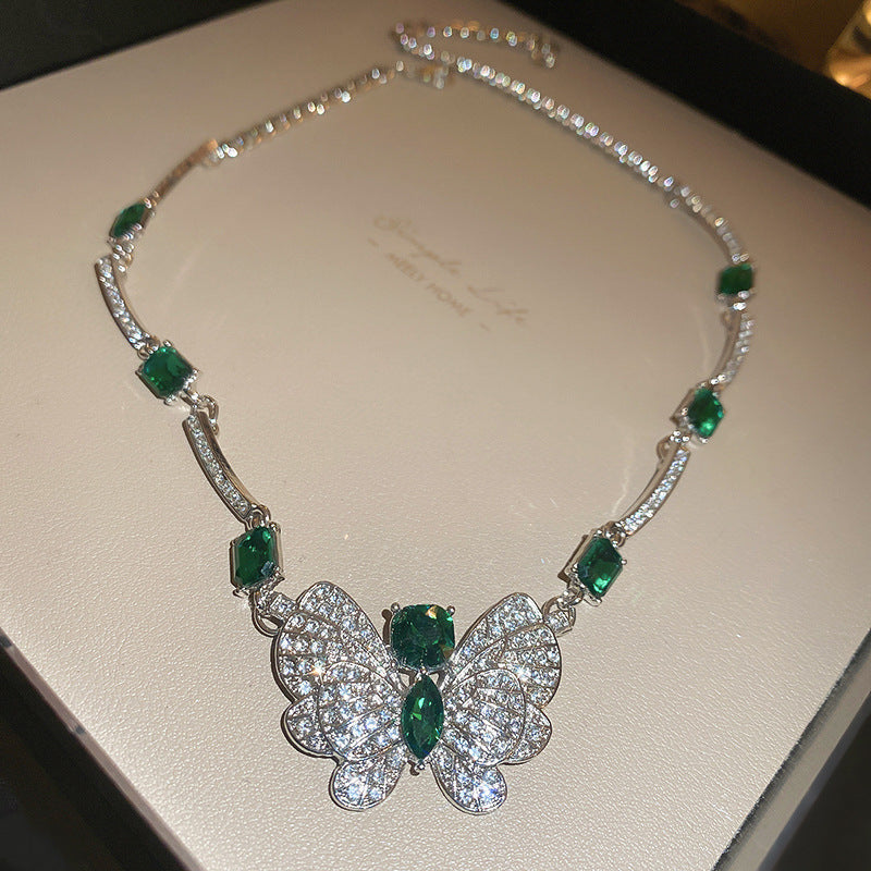 Alloy silver pins and diamonds, butterfly and emerald square earrings necklace set will not fade