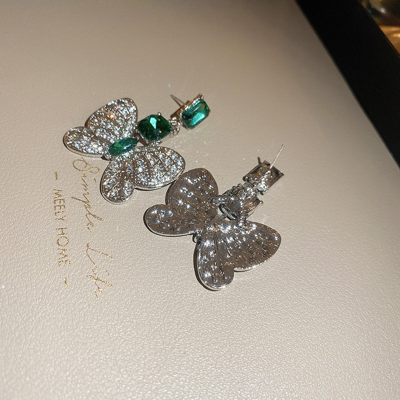 Alloy silver pins and diamonds, butterfly and emerald square earrings necklace set will not fade