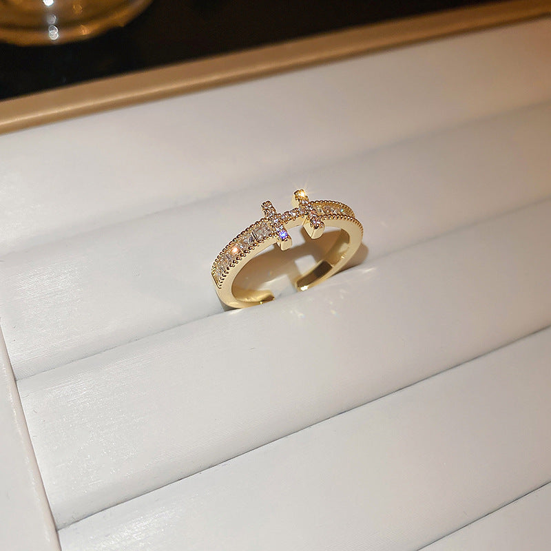 Pearl Zircon letter open-ended ring Won't fade